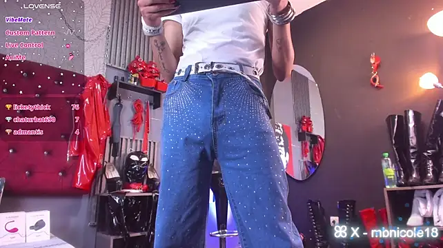 MissNicoleSds লাইভ XXX চ্যাট