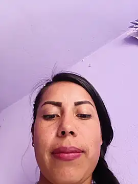 _andrea30 XXX чат на живо