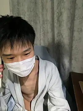 Zhang_yiovoのライブXXXチャット