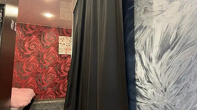 MayeRutley's Live XXX Chat
