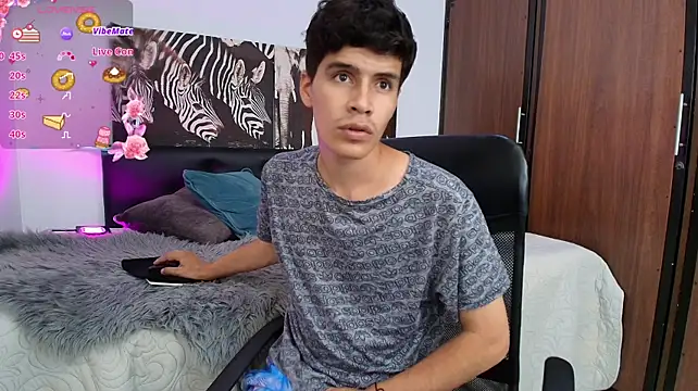 Jacob5_ লাইভ XXX চ্যাট