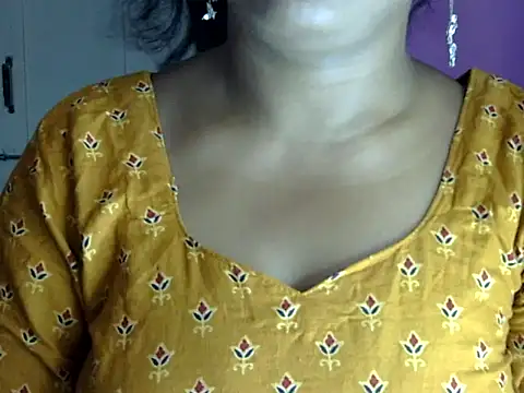 Zara_Sidd Live XXX-Chat
