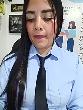 MAYE__13 live XXX chat