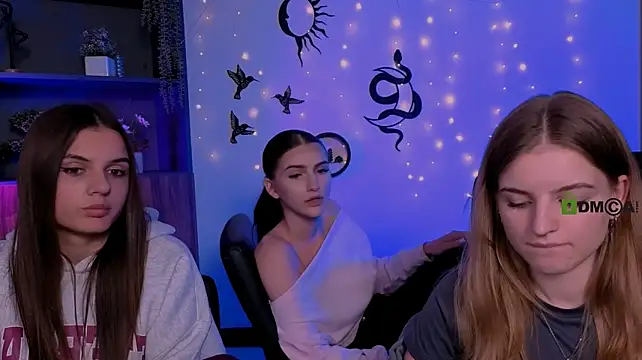 Онлайн чат XXX lisa_dark_