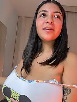 evelisse_'s Live XXX Chat