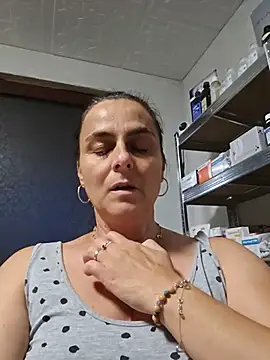 XXX chat uživo modela IsabelleCraft