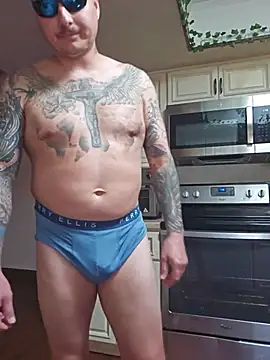 MrBiggBallz's Webcam Show