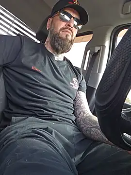 Chat XXX ao vivo de Beardedtattood
