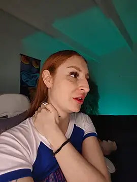 Bennuluspeach_'s Live XXX Chat