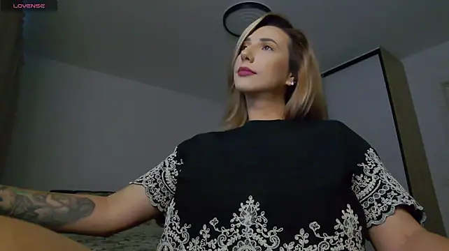 Chat XXX ao vivo de KhloeK