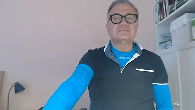 YOU6me Chat XXX live