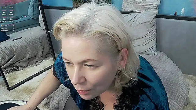 Lorabigass Adlı Modelin Canlı XXX Sohbeti
