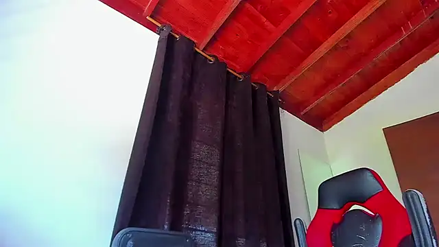 צ'אט XXX בשידור חי של Baky_sexy