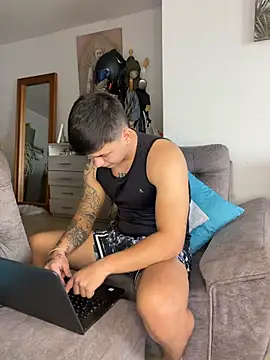 Živý XXX chat Christopher_strongg