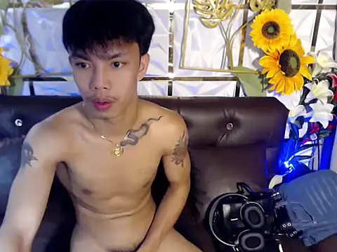 yourbabyjerson143 Adlı Modelin Canlı XXX Sohbeti