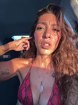 Lalla-Amani 라이브 XXX 채팅