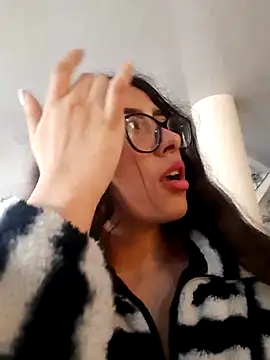 Czat XXX na żywo – Olivia_Collinns1