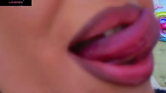 Chatroom XXX en direct de Daliya_