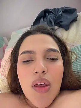 XXX chat uživo modela Colibri_xxx