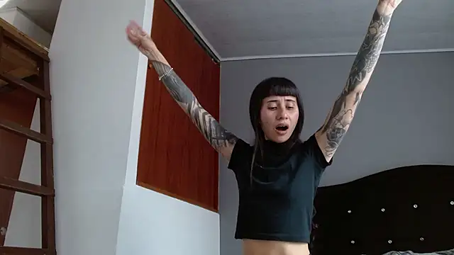 Emilia_1995 – Live XXX-chat