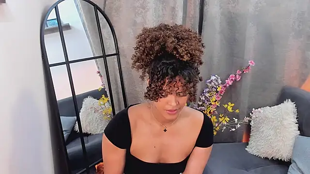 Amelia_bss – Naživo XXX chat