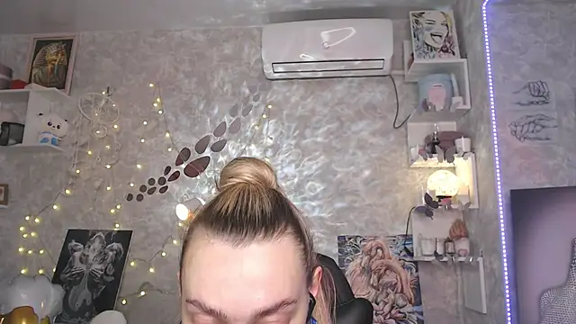 Czat XXX na żywo – NickyAdamidi