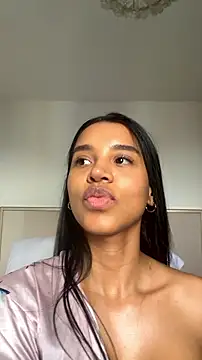 Tokio_Tokio Adlı Modelin Canlı XXX Sohbeti