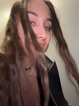 Chat +18 de ICrazyOneIRL ao vivo