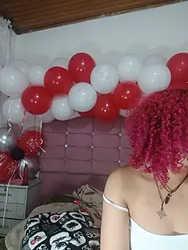 LITTLEJULES XXX чат на живо