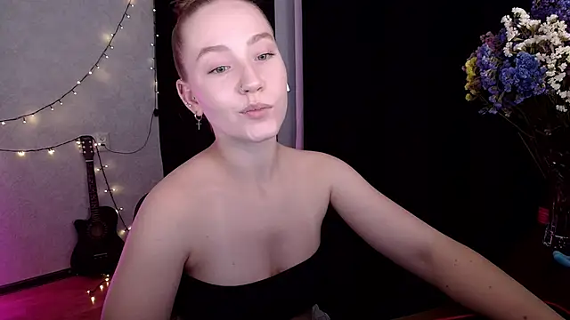SindiWatsoon live XXX chat