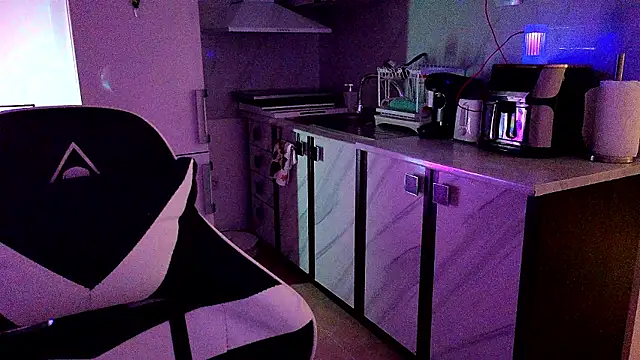 Czat XXX na żywo – RyanStorm_