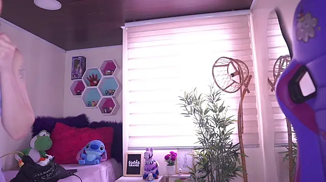 Chatroom XXX en direct de Rebecah_1