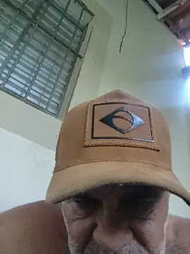 Show modela Peludo173317 na web-kameri