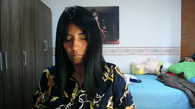 XXX chat uživo modela sharoon_cheerry