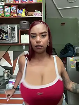 Chat +18 de Sara-77 ao vivo