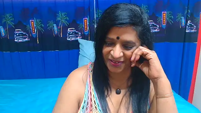INDIANFUSIONのライブXXXチャット