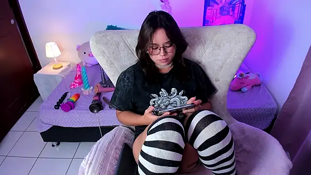 Онлайн чат XXX Lucille_69