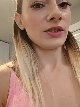 Chatroom XXX en direct de Chloe_StClaire