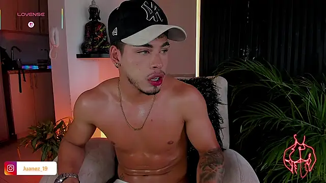 Ken_Boss Live XXX-Chat