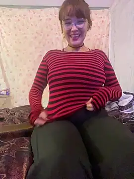 nomichuu Chat XXX in diretta