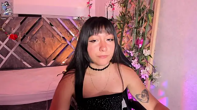 Chatroom XXX en direct de Nanachi_Cook