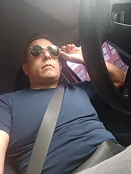 chicoguapo8's Live XXX Chat