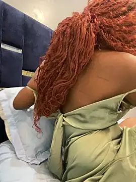 Sis27のライブXXXチャット