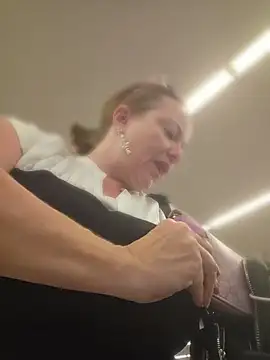 julimonroe Show Webcam