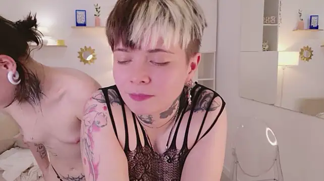 Онлайн чат XXX Kitty_Ollive