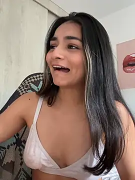 Chatroom XXX en direct de Cat2525
