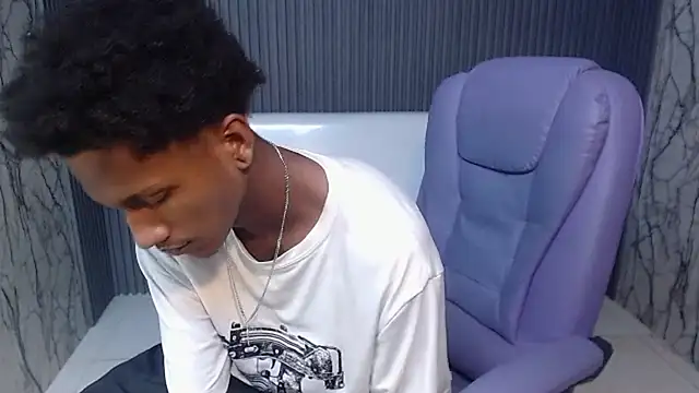 Chat +18 de ManSant ao vivo