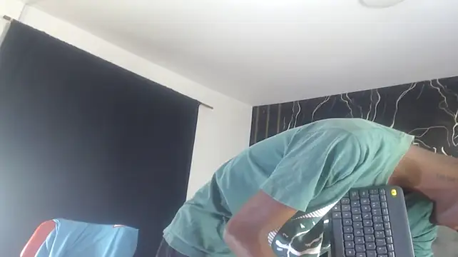צ'אט XXX בשידור חי של Joel_Bell