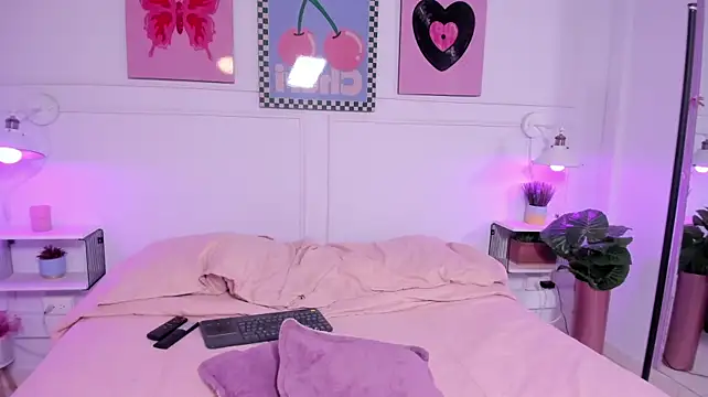 Sharon_Adamss' Live XXX Chat