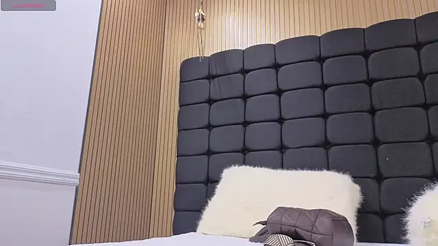 Ary_Kinky Live XXX-chat